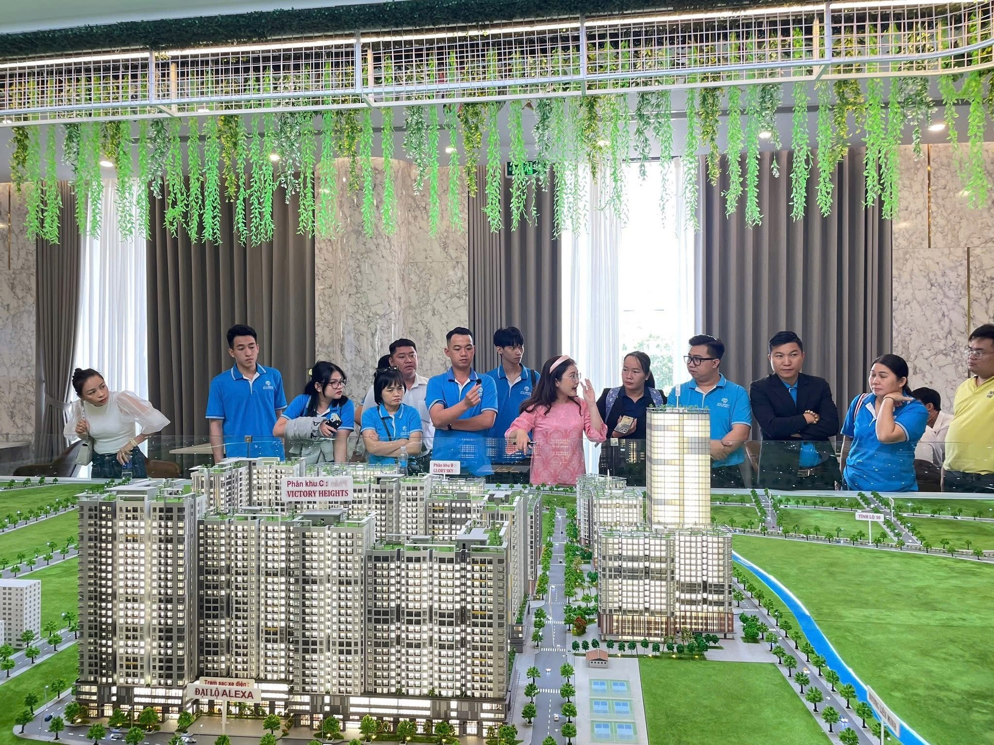 Bộ Xây dựng ban hành kế hoạch xây dựng Luật Kinh doanh bất động sản sửa đổi- Ảnh 1.