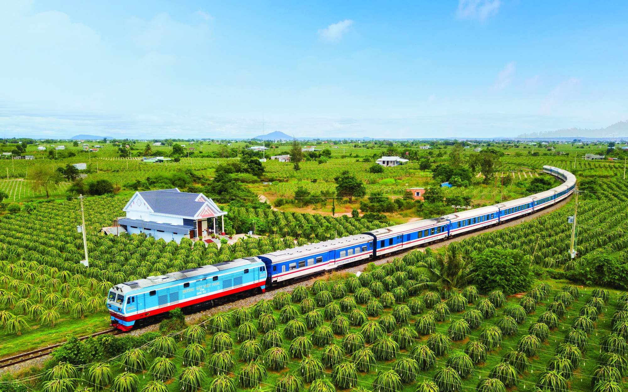 Điều chỉnh lịch chạy t&agrave;u Phan Thiết, Nha Trang sau sự cố cầu Ghềnh