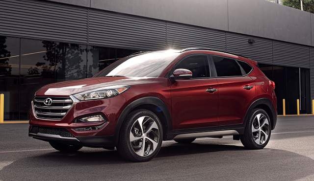 2017-Hyundai-Tucson-front-view