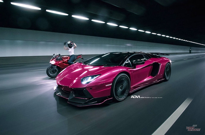 egiaothong_lamborghini_aventador_pink_chrome_adv1_