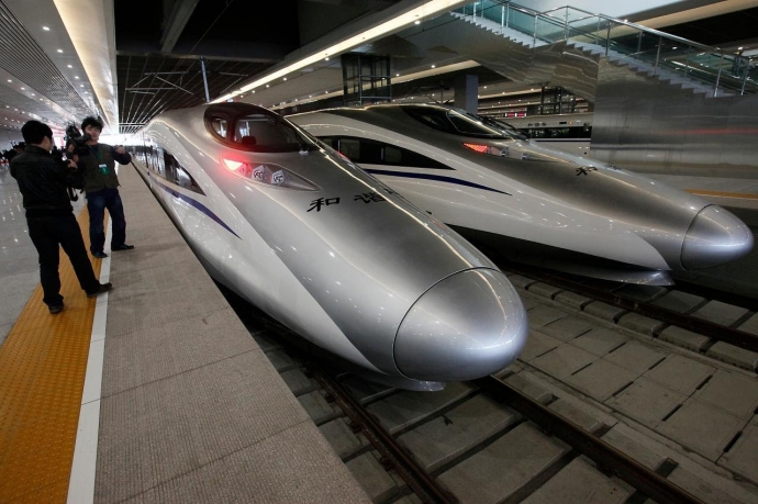 Mạng lưới đường sắt Trung Quốc phát triển thần kỳ 