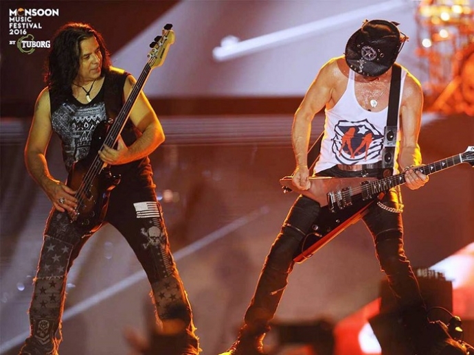 scorpions (6)