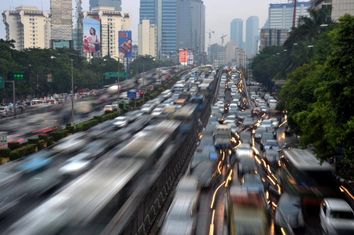 Doanh số bán ô tô mới tại Indonesia tăng gấp 3 lần