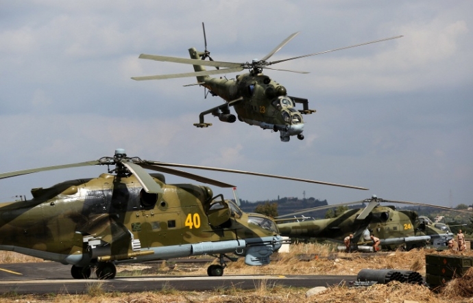 Máy bay Mi-24 của Nga tại căn cứ quân sự tại Syria
