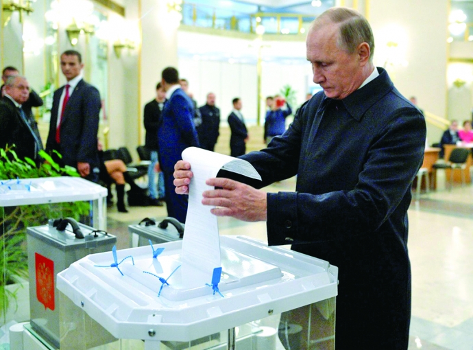 2 Tổng thống Nga Putin bỏ phiếu bầu cử Duma Quốc g