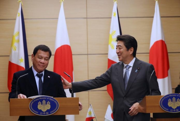 Tổng thống Philippines Rodrigo Duterte cùng Thủ tư