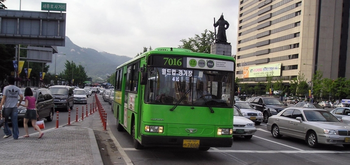 Xe bus Hàn Quốc giành lại được niềm tin của người 