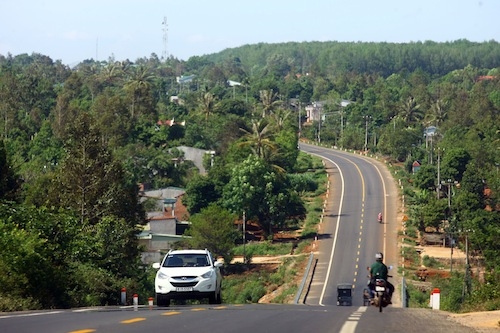 Dua vao khai thac toan tuyen duong HCM qua Tay Ngu