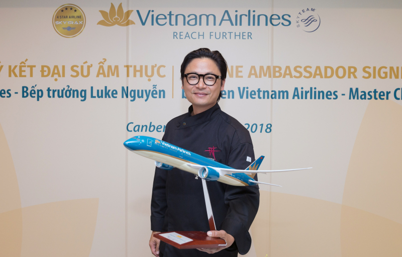 3. Luke Nguyen chinh thuc tro thanh Dai su Am thuc