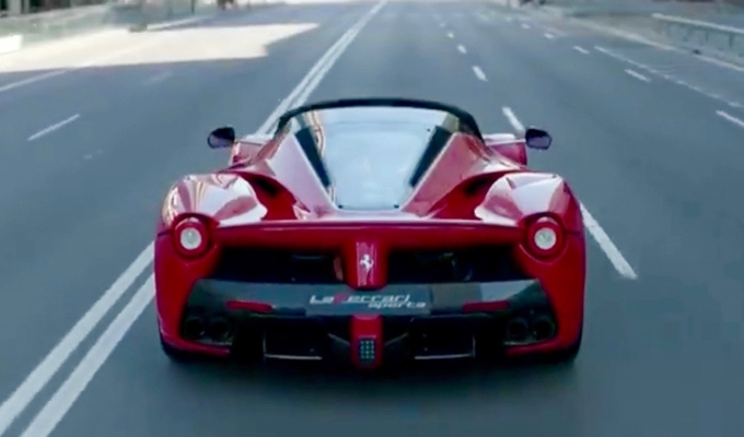 Ferrari-LaFerrari-Aperta