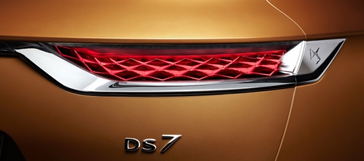 DS7-CROSSBACK 6