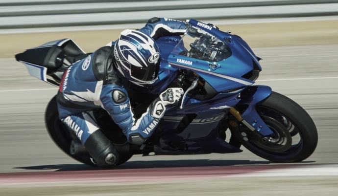 Yamaha YZF-R6 4