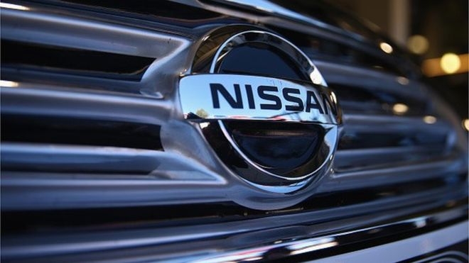 Logo Nissan