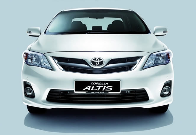 Toyota Corola Altis 2012