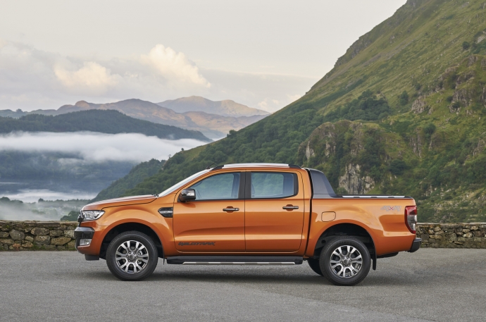 Ford-Ranger-Wildtrack-2015-1