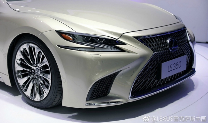 xe-lexus-ls350-2018-chinh-thuc-ra-mat-tai-trung-qu