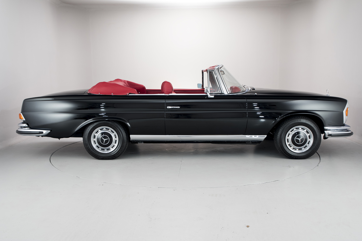 1970-mercedes-benz-280-se-cabriolet-5