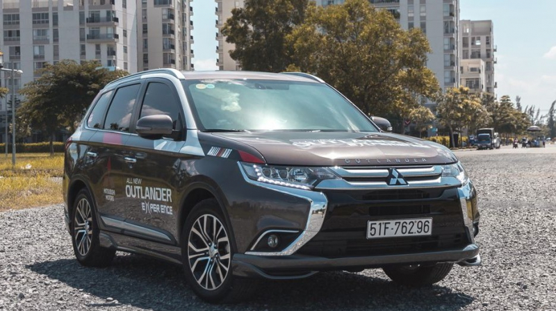 Mitsubishi Outlander sẽ có thêm bản lắp ráp, giá từ 808 triệu đồng