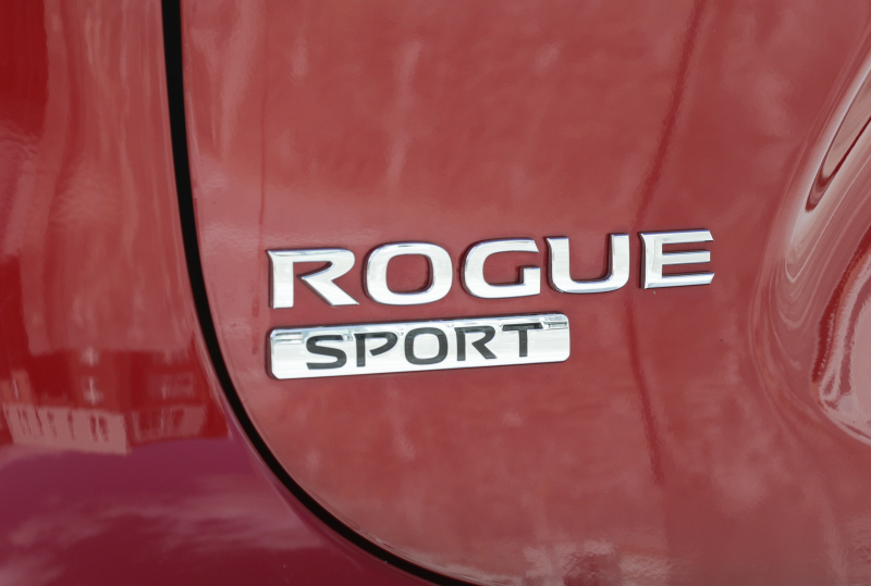 Nissan X-Trail/Rogue có thêm phiên bản Sport 2018, giá từ 515 triệu đồng