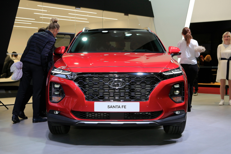 2019-hyundai-santa-fe-12