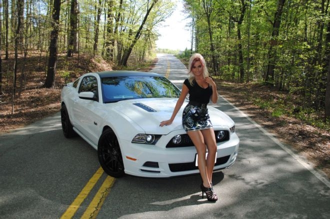 ashley-arrington-mustang-babe-of-the-month-01