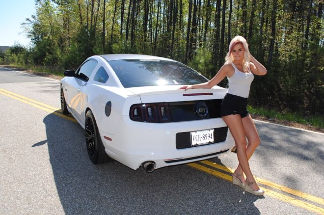 ashley-arrington-mustang-babe-of-the-month-05