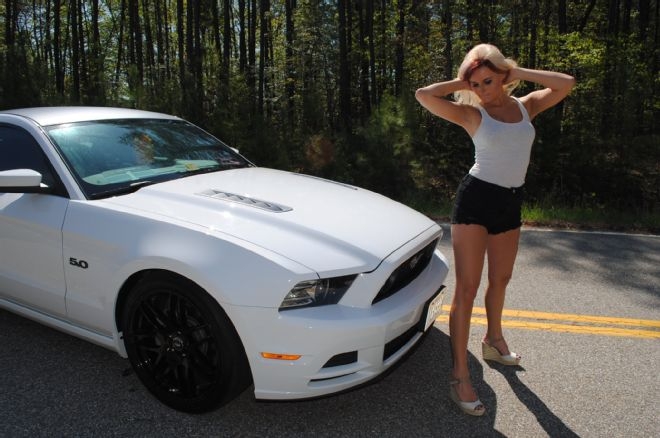 ashley-arrington-mustang-babe-of-the-month-06