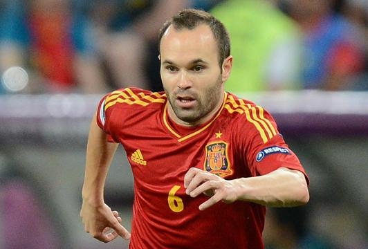 Iniesta-tuyen-tay-ban-nha