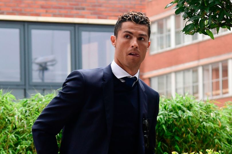 ronaldo-vest-den