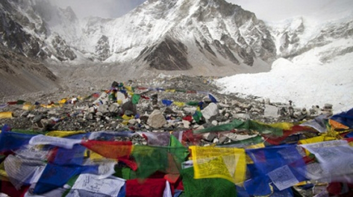 Everest-1-2037-1436771970