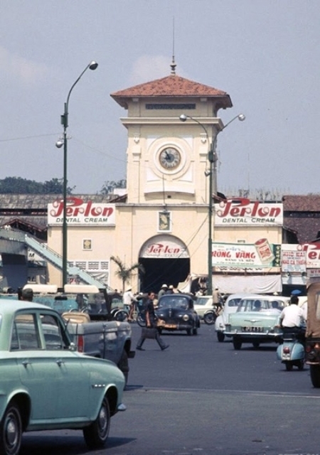 Chợ Bến Thành trước 1975
