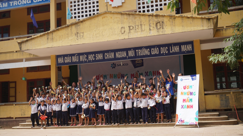 4. Trao hoc bong Trường Phú Sơn_Xã Phú Sơn, Huyện 