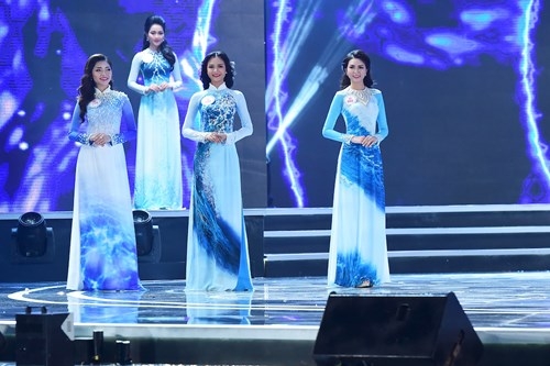 hoa hau vn ao dai