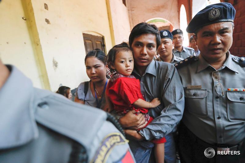 Hai phóng viên Reuters tại Myanmar