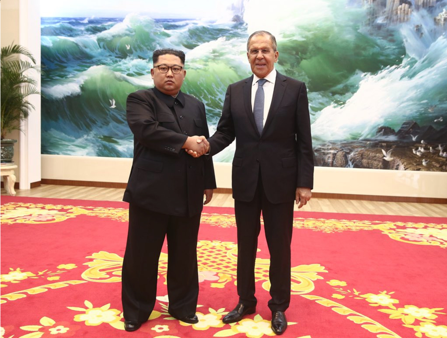Ngoại trưởng Nga Lavrov và Kim Jong-un