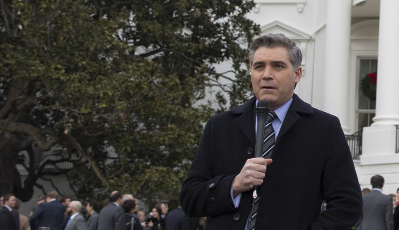 Phóng viên Jim Acosta của CNN tác nghiệp tại Nhà T