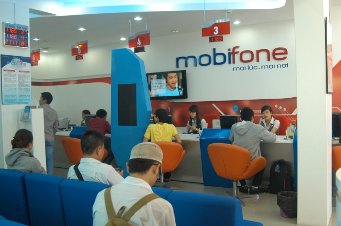 Cửa hàng giao dịch MobiFone tại Q3, TP.HCM