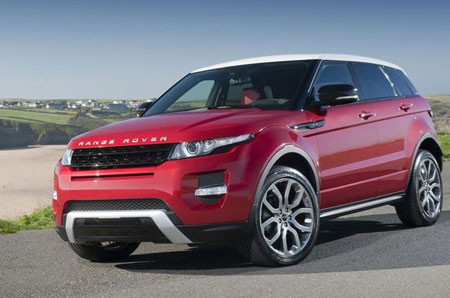 Trong phân khúc SUV hạng sang, mẫu xe khá ăn khách Range Rover Evoque bất ngờ xuất hiện trong danh sách cần tránh mua bên cạnh Volvo XC90 và Lincoln MKX.