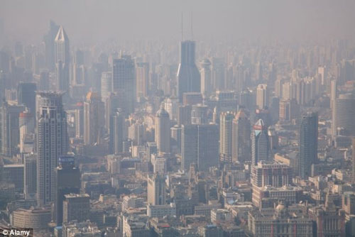 Thành phố Thượng Hải cũng đang cùng chung số phận bị ô nhiễm không khí nghiêm trọng như Bắc Kinh.