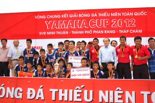 U13 PVF vô địch giải bóng đá Thiếu niên toàn quốc 2012