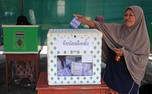 Cuộc tổng tuyển cử sớm ngày 2/2/2014 đã bị Toà án Hiến pháp huỷ kết quả