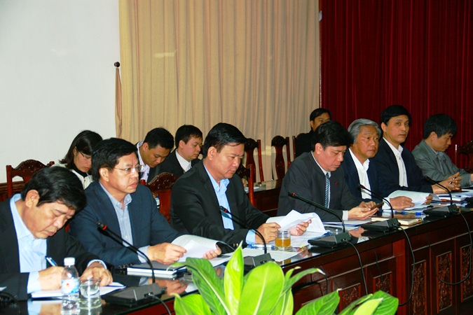 Bộ trưởng Bộ GTVT Đinh La Thăng chủ trì cuộc họp.