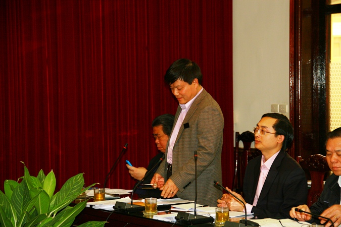 Ông Nguyễn Ngọc Sự - Chủ tịch HĐTV Tổng công ty Công nghiệp tàu thủy báo cáo về tiến độ tái cơ cấu SBIC.