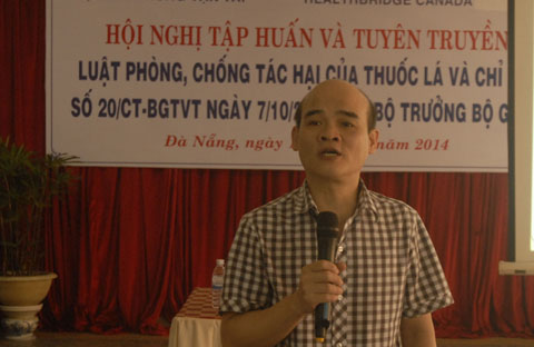 Ông Nguyễn Huy Quang, Vụ trưởng Vụ Pháp chế - Bộ Y tế phát biểu tại hội nghị.