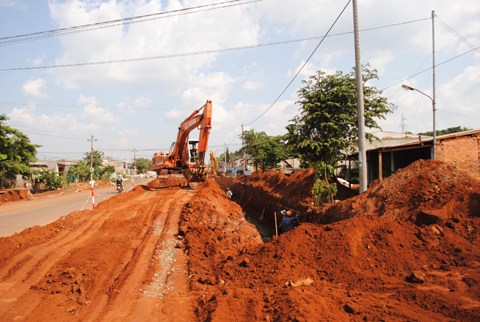 Cả nhưng điểm đang thi công công tác bảo đảm ATGT cũng không được thực hiện