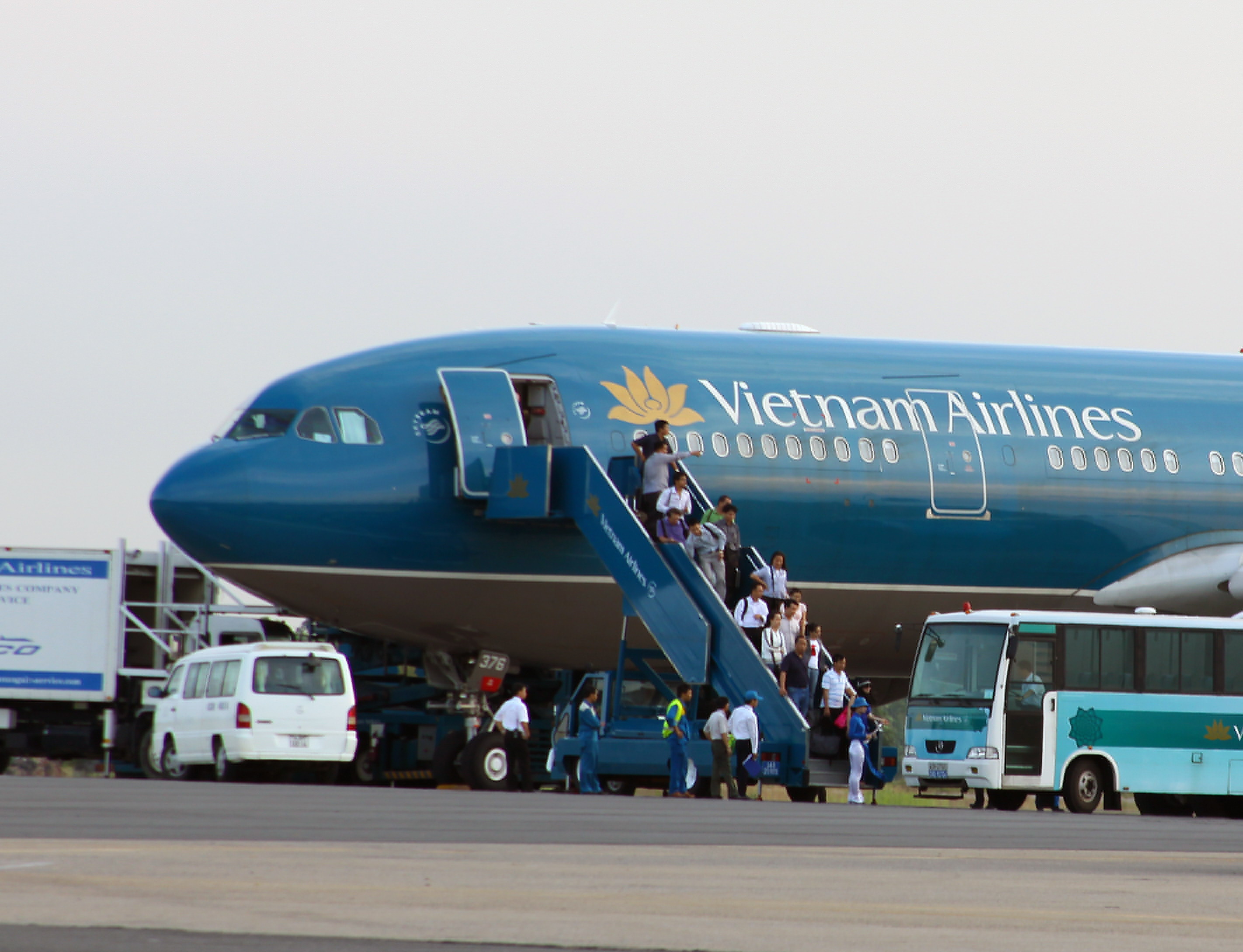 Các hãng hàng không Việt Nam đã tăng cường các chuyến bay nội địa, quốc tế trong dịp nghỉ lễ 30/4-1/5