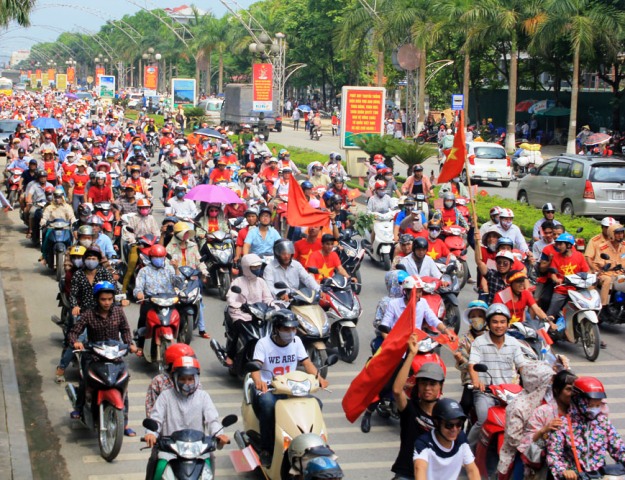 Hàng nghìn công nhân ở Thanh Hóa mít tinh phản đối Trung Quốc