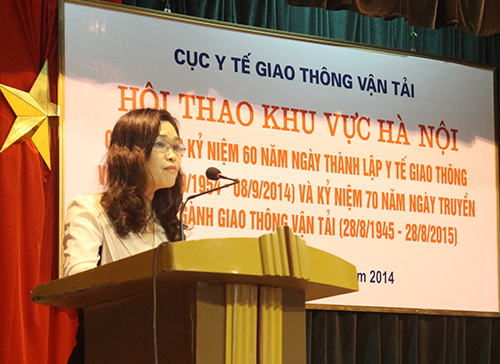 Bà Nguyễn Thị Hồng Dung, Phó Cục trưởng - Chủ tịch Công đoàn Cục Y tế GTVT cảm ơn các đơn vị, các VĐV đã nỗ lực tổ chức và tham gia hội thao