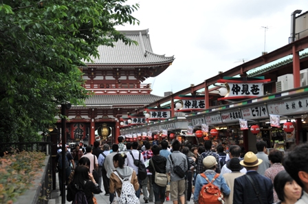 Khách du lịch đến Nhật Bản tăng đột biến