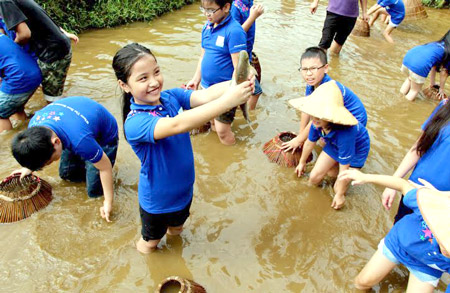 Trẻ cần có một mùa hè vui vẻ và bổ ích